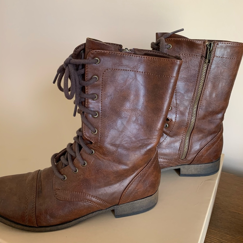 Mossimo Brown Combat Boots - Picture 4 of 6